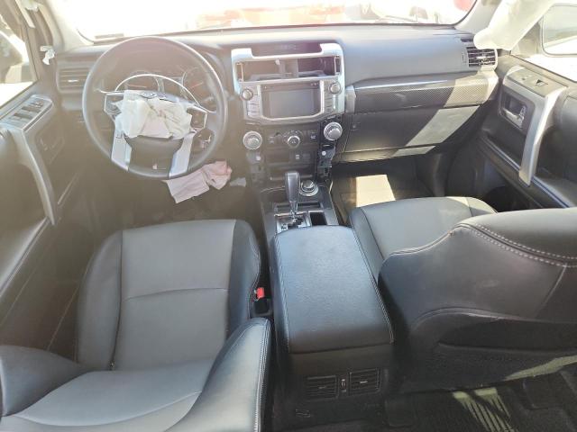 JTEBU5JR5K5671673 - 2019 TOYOTA 4RUNNER SR5/SR5 PREMIUM WHITE photo 8