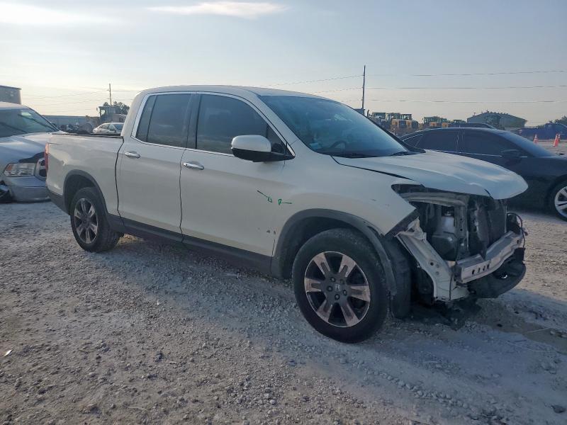 5FPYK3F70JB014137 - 2018 HONDA RIDGELINE RTL Սպիտակ լուսանկար 4