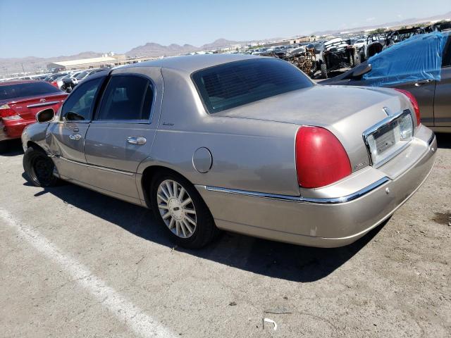 1LNHM82W53Y650046 - 2003 LINCOLN TOWN CAR SIGNATURE TAN photo 2