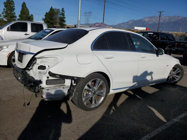 55SWF4HBXHU229660 - 2017 MERCEDES-BENZ C 350E WHITE photo 3