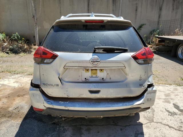 JN8AT2MT3JW465788 - 2018 NISSAN ROGUE S SILVER photo 6