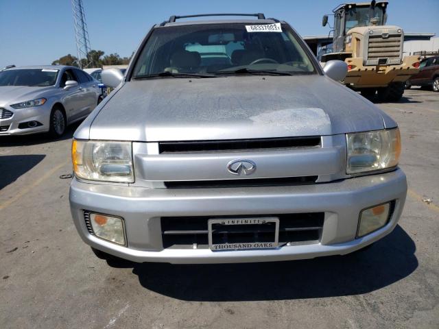 JNRDR09X22W211708 - 2002 INFINITI QX4 SILVER photo 5