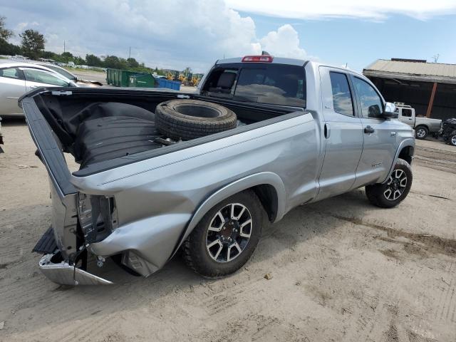 5TFRY5F1XMX272209 - 2021 TOYOTA TUNDRA DOUBLE CAB SR/SR5 SILVER photo 3
