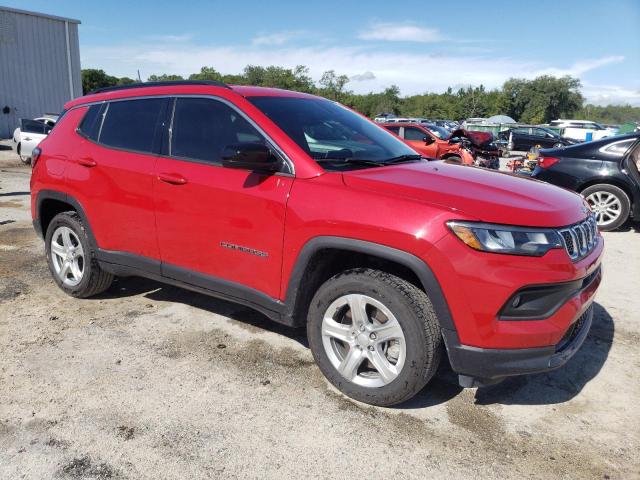 3C4NJDBN5PT515916 - 2023 JEEP COMPASS LATITUDE Qırmızı foto 4