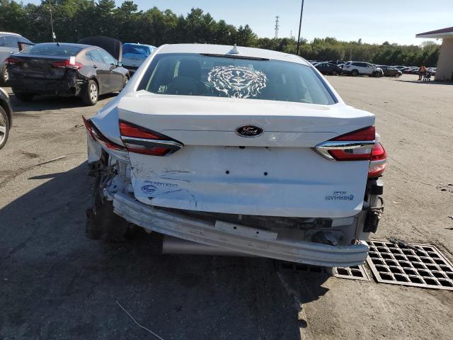 3FA6P0LU6KR242000 - 2019 FORD FUSION SE WHITE photo 6