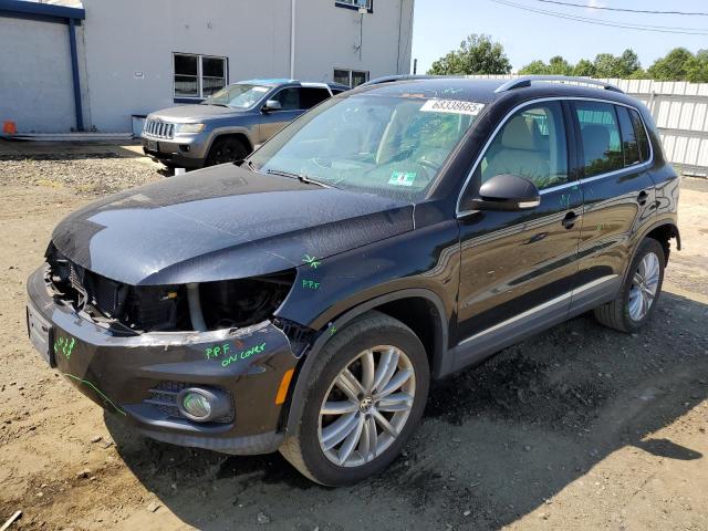 2012 VOLKSWAGEN TIGUAN S, 