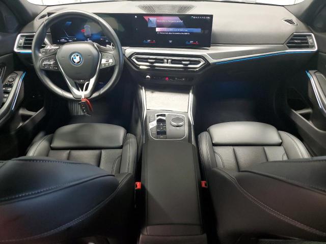 3MW39FS02P8C82710 - 2023 BMW 330XE Gümüş fotoğraf 8