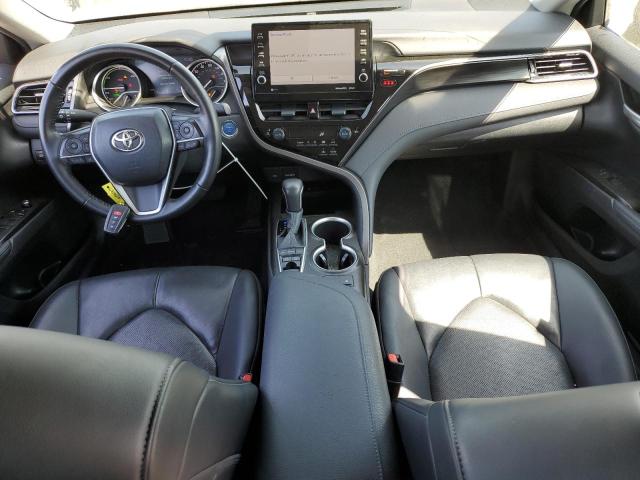 4T1F31AK2PU617244 - 2023 TOYOTA CAMRY XLE 银色 照片 8