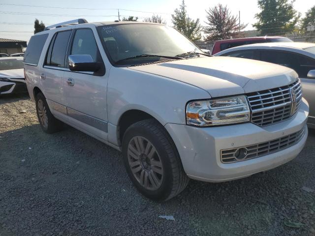 5LMJJ2H53CEL03576 - 2012 LINCOLN NAVIGATOR WHITE photo 4