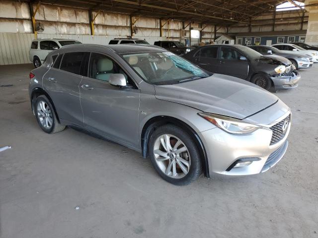 SJKCH5CP0JA054001 - 2018 INFINITI QX30 BASE SILVER photo 4