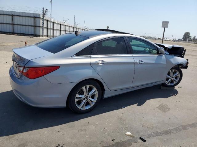 5NPEC4AC2CH476139 - 2012 HYUNDAI SONATA SE 蓝色 照片 3