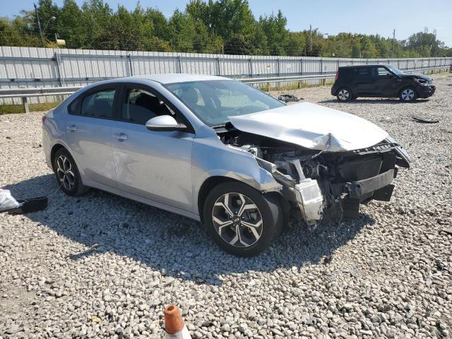 3KPF24AD7KE017465 - 2019 KIA FORTE FE SILVER photo 4