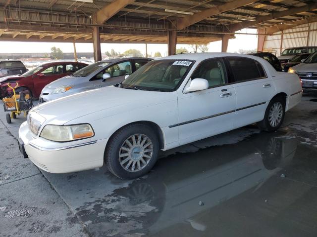 1LNHM81W53Y608266 - 2003 LINCOLN TOWN CAR EXECUTIVE Weiß Foto 1