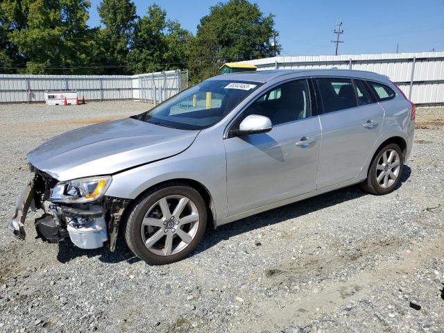 YV140MEK8G1308065 - 2016 VOLVO V60 T5 PREMIER SILVER photo 1