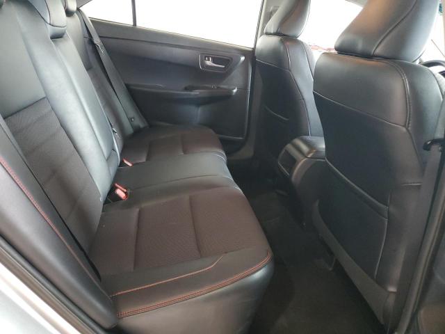 4T1BF1FK7GU192764 - 2016 TOYOTA CAMRY LE SILVER photo 10