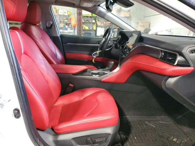 4T1K61BK5MU043030 - 2021 TOYOTA CAMRY XSE WHITE photo 7