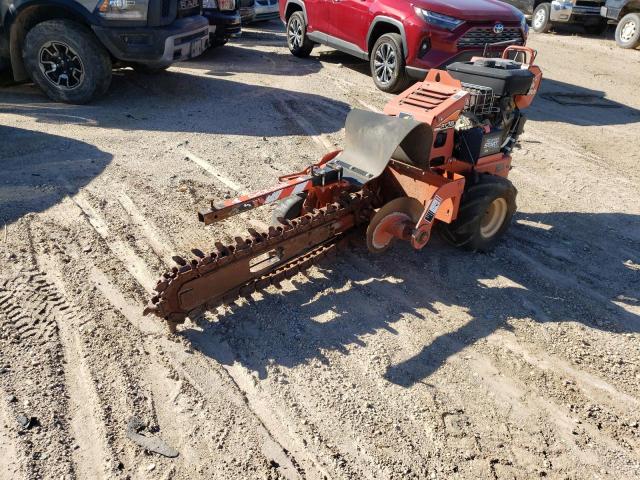 CMWRT16XJC0000283 - 2012 DITCH WITCH WITCH ORANGE photo 2