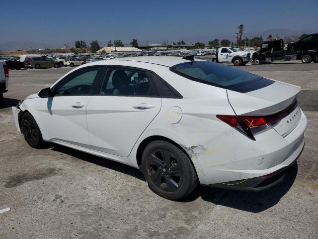 5NPLM4AG4MH022595 - 2021 HYUNDAI ELANTRA SEL WHITE photo 2