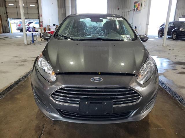 3FADP4BJ6JM122876 - 2018 FORD FIESTA SE 石墨色 照片 5