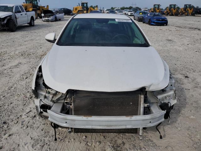 1G1PE5SB0F7287134 - 2015 CHEVROLET CRUZE LT WHITE photo 5