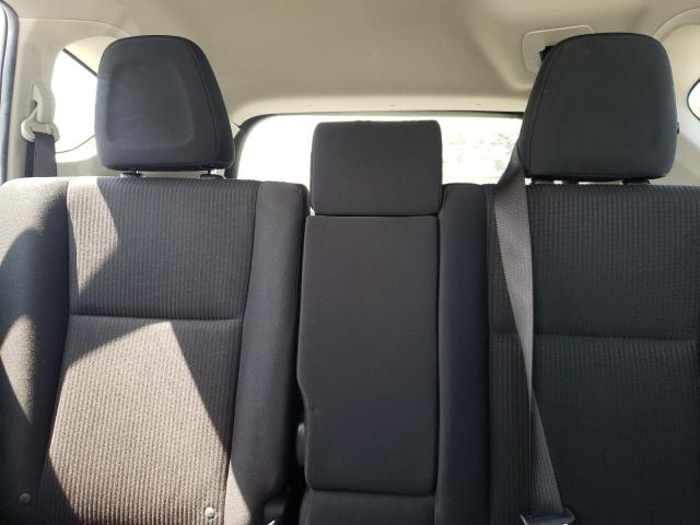 JTMBFREV0JJ235896 - 2018 TOYOTA RAV4 LE WHITE photo 10