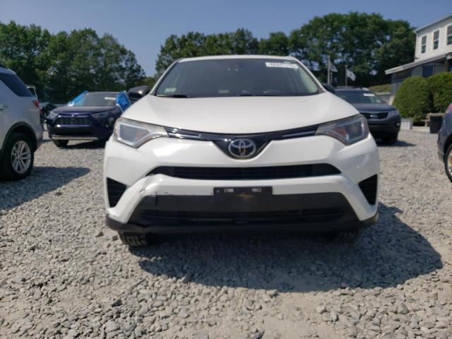 JTMBFREV0JJ235896 - 2018 TOYOTA RAV4 LE WHITE photo 5