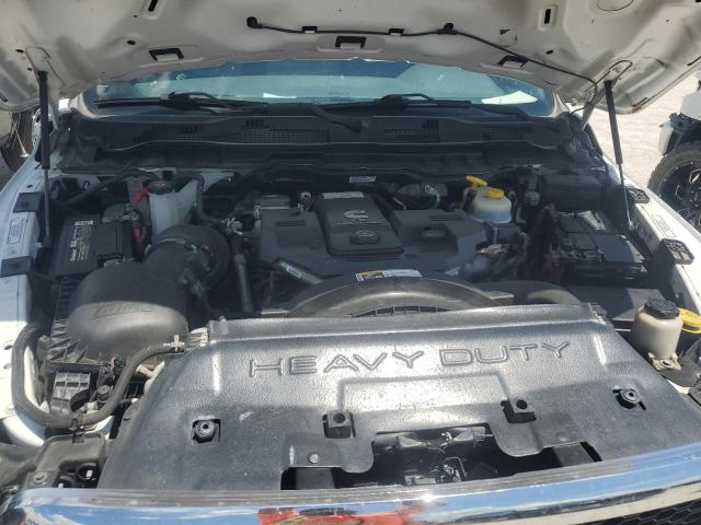 3C7WRSCL1JG325161 - 2018 RAM 3500 أبيض صورة 11