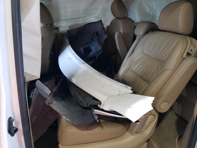 5FNRL3H60AB037657 - 2010 HONDA ODYSSEY EXL WHITE photo 13