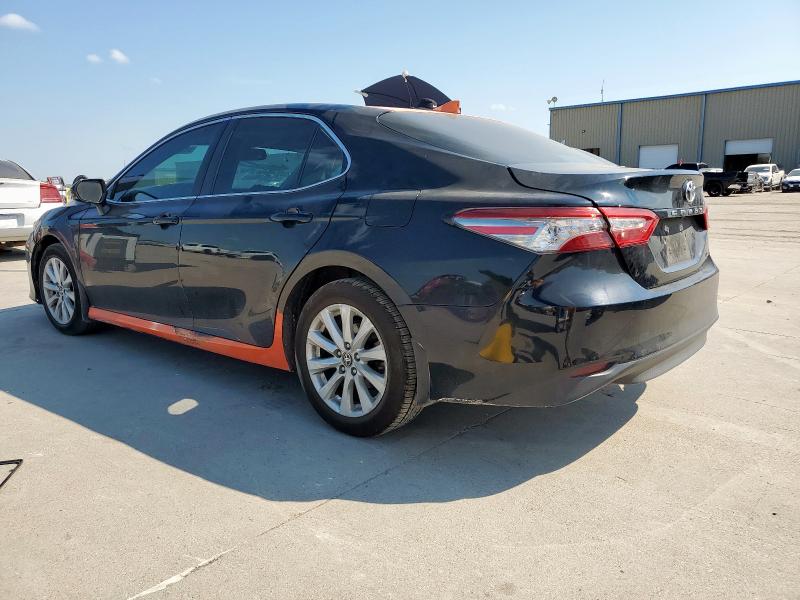 4T1L11AK2LU998063 - 2020 TOYOTA CAMRY LE Czarny zdjęcie 2