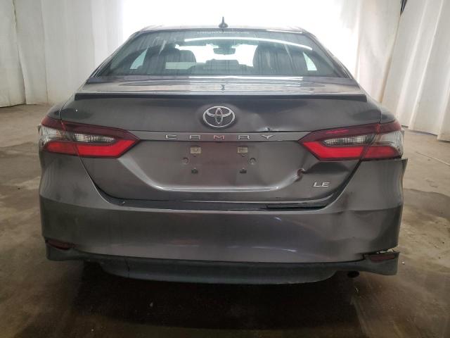 4T1C11AK9PU775380 - 2023 TOYOTA CAMRY LE 灰色 照片 6