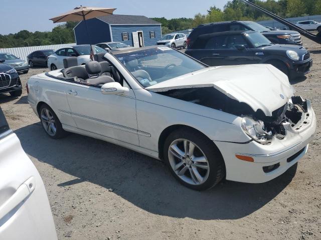WDBTK56FX7T084013 - 2007 MERCEDES-BENZ CLK 350 白色 照片 4