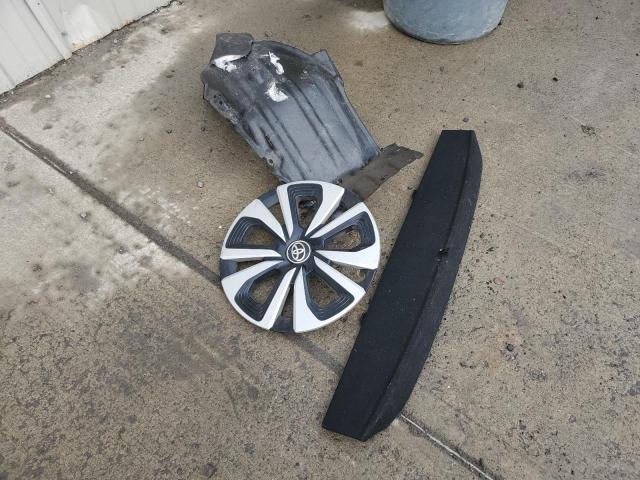 JTDKARFP4H3062204 - 2017 TOYOTA PRIUS PRIM TURQUOISE photo 12