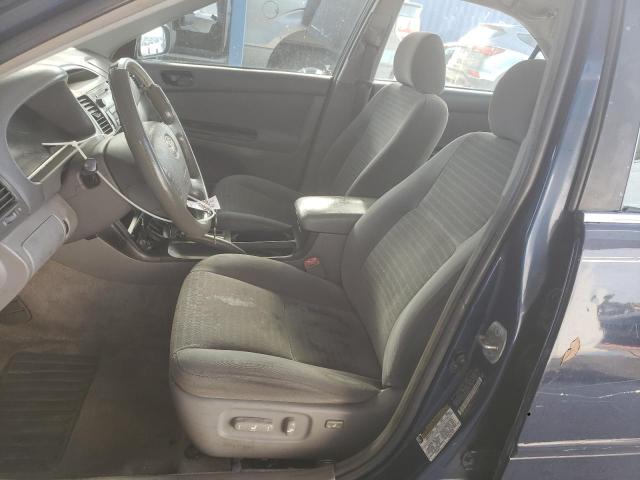 4T1BF32K95U097704 - 2005 TOYOTA CAMRY LE BLUE photo 7