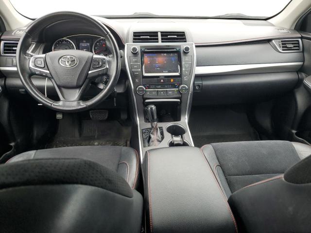 4T1BF1FK0HU347138 - 2017 TOYOTA CAMRY LE 黑色 照片 8