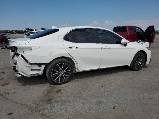 4T1G11AK9PU728139 - 2023 TOYOTA CAMRY SE NIGHT SHADE WHITE photo 3
