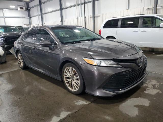 4T1B11HKXJU055434 - 2018 TOYOTA CAMRY L 灰色 照片 4