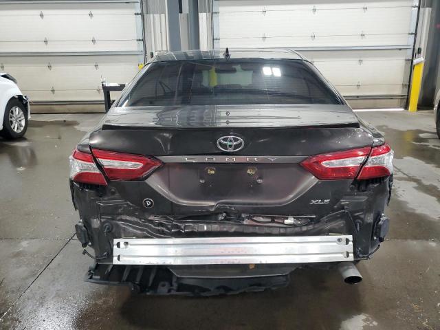 4T1B11HKXJU055434 - 2018 TOYOTA CAMRY L 灰色 照片 6