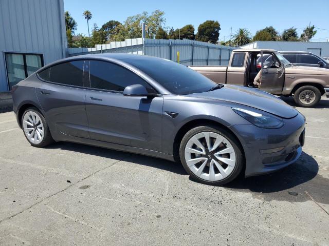 5YJ3E1EAXNF236640 - 2022 TESLA MODEL 3 CHARCOAL photo 4