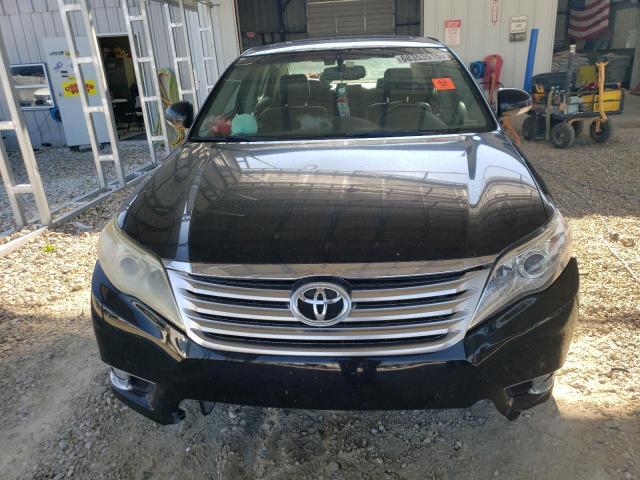 4T1BK3DB9BU424025 - 2011 TOYOTA AVALON BASE أسود صورة 5