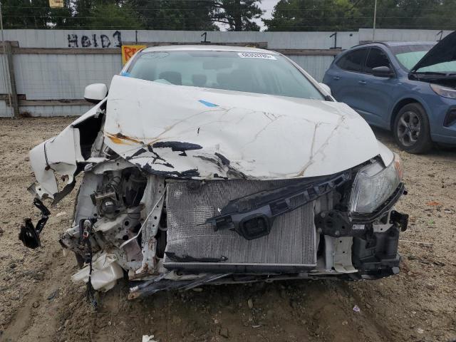 19XFB2F55CE381911 - 2012 HONDA CIVIC LX WHITE photo 5