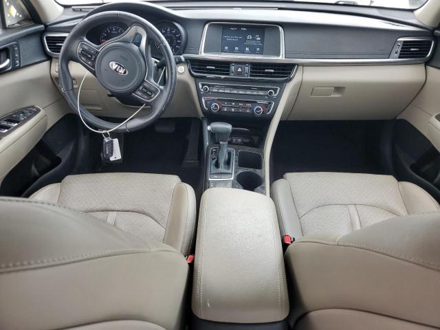 5XXGU4L35JG198848 - 2018 KIA OPTIMA EX WHITE photo 8