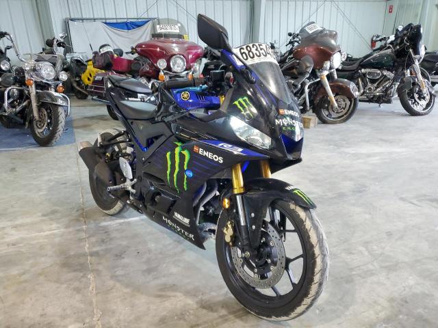 MH3RH18Y6LK003463 - 2020 YAMAHA YZFR3 A TWO TONE photo 1