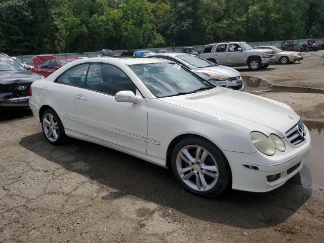 WDBTJ56H79F265527 - 2009 MERCEDES-BENZ CLK 350 Ақ фото 4