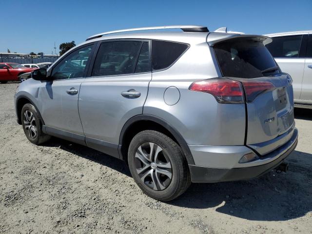 2T3BFREV9GW532711 - 2016 TOYOTA RAV4 LE SILVER photo 2