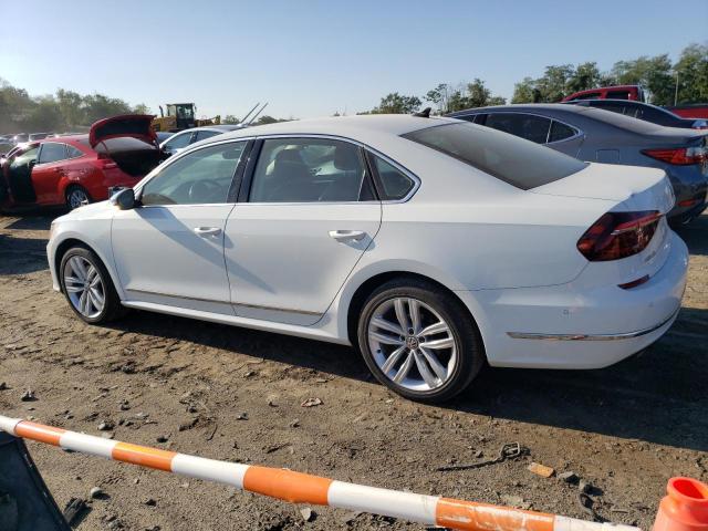 1VWCA7A32JC024275 - 2018 VOLKSWAGEN PASSAT SEL PREMIUM WHITE photo 2