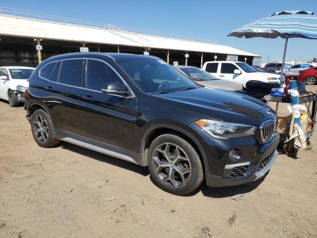 WBXHU7C55K5L10676 - 2019 BMW X1 SDRIVE28I BLACK photo 4