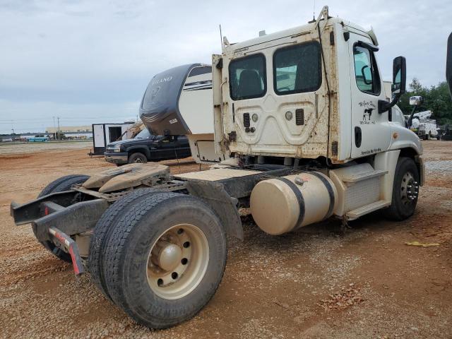 3AKBGEDV6GDHJ3831 - 2016 FREIGHTLINER CASCADIA 1 WHITE photo 4