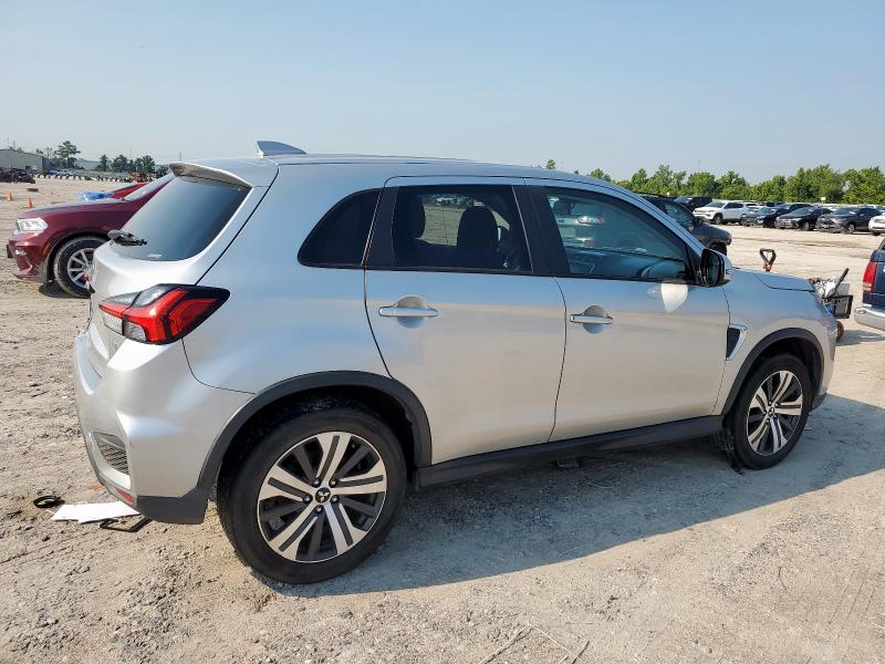 JA4ARUAU5MU017100 - 2021 MITSUBISHI OUTLANDER ES SILVER photo 3