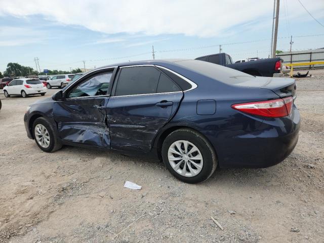 4T1BF1FK3HU755519 - 2017 TOYOTA CAMRY LE 蓝色 照片 2