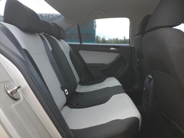 3VW2K7AJ1FM262518 - 2015 VOLKSWAGEN JETTA BASE BEIGE photo 10